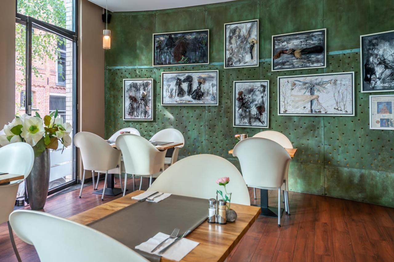 Hotel Docklands Antwerpen Bagian luar foto