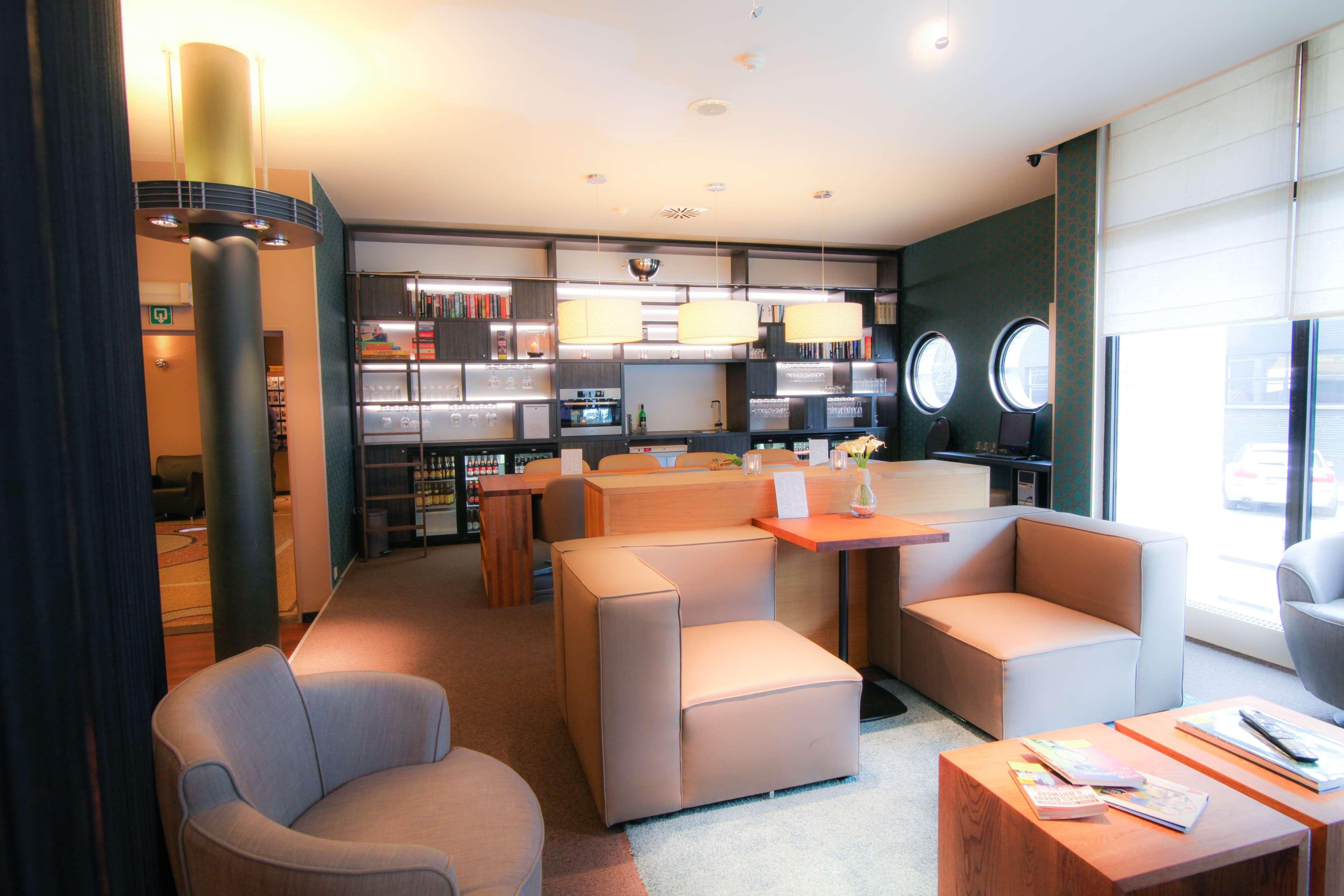 Hotel Docklands Antwerpen Bagian luar foto