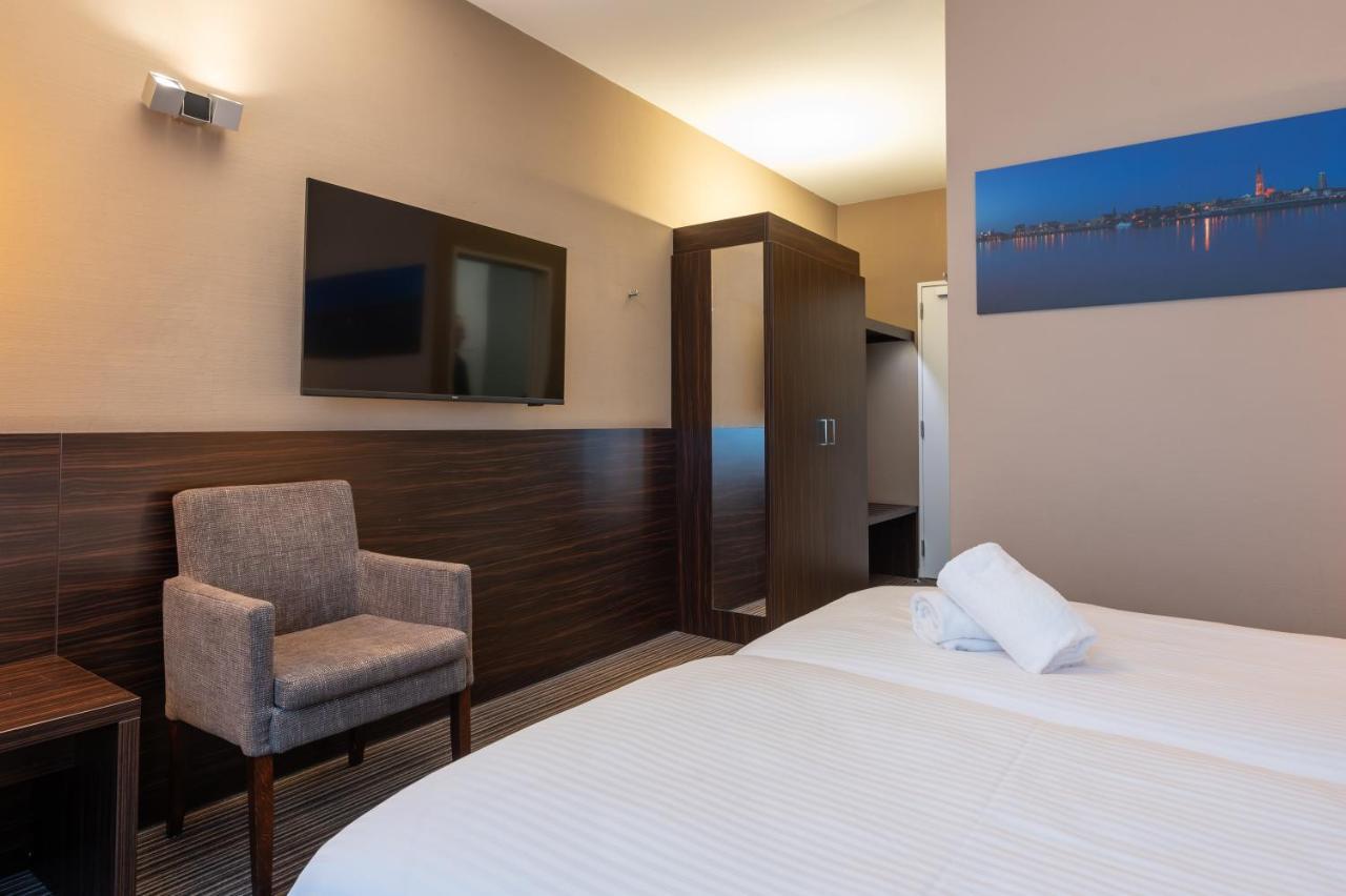 Hotel Docklands Antwerpen Bagian luar foto