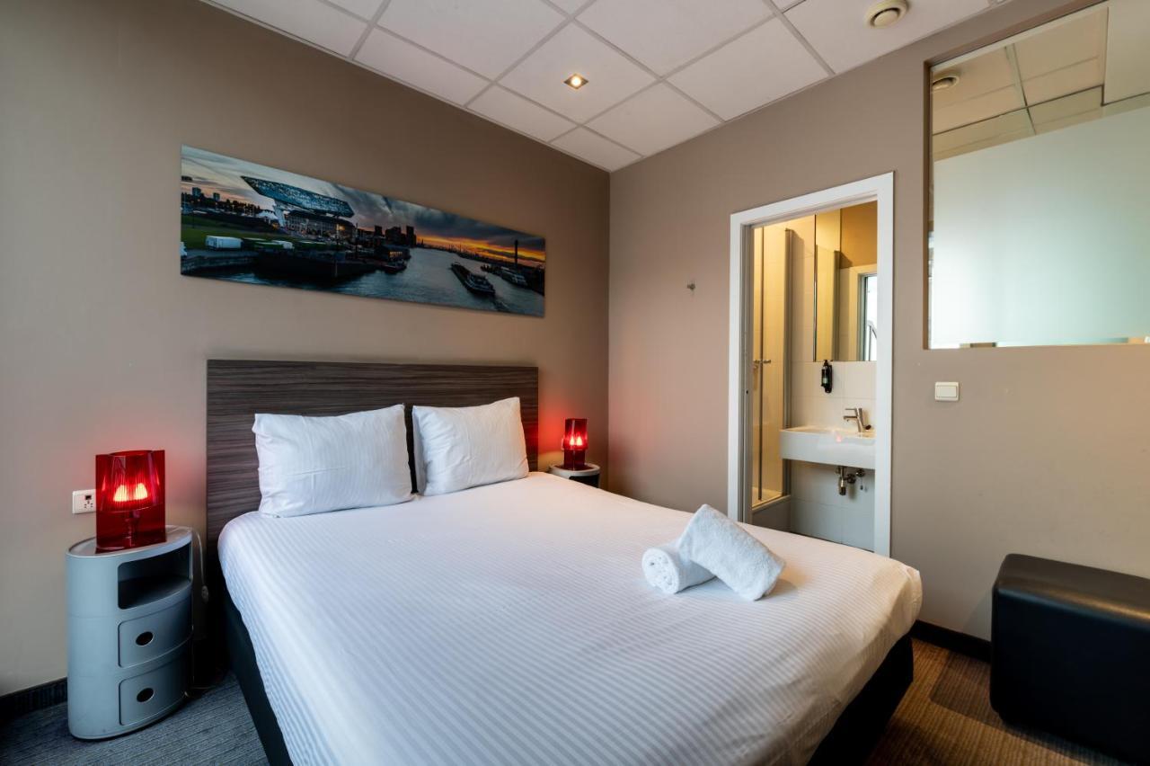 Hotel Docklands Antwerpen Bagian luar foto
